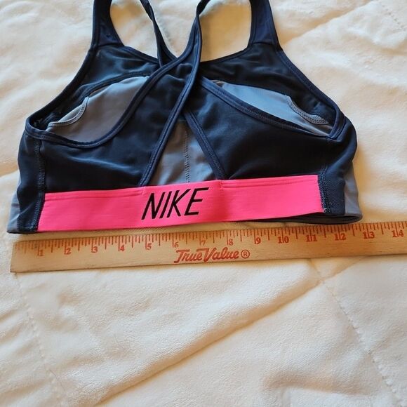 Nike Dri Fit Sports Bra Women's Medium Grey Hot Pink, Athletic, Workout, Gym - Picture 3 of 6